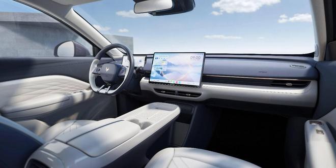 实力选手北汽极狐T1亮相广州车展冰球突破